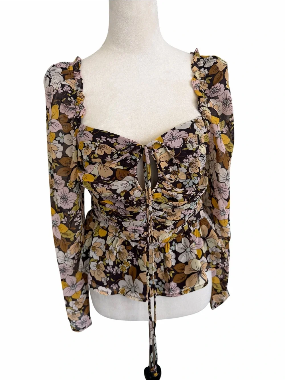 Astr the Label Toni Top Floral Ruched Peplum in Brown, Pink & Yellow